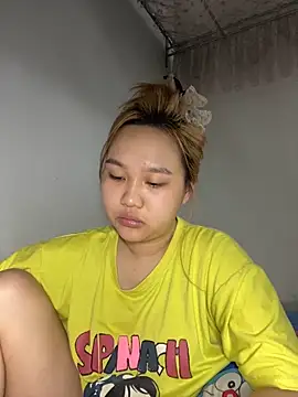 Almira6868 webcam