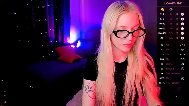 AnyaTaylor_ webcam