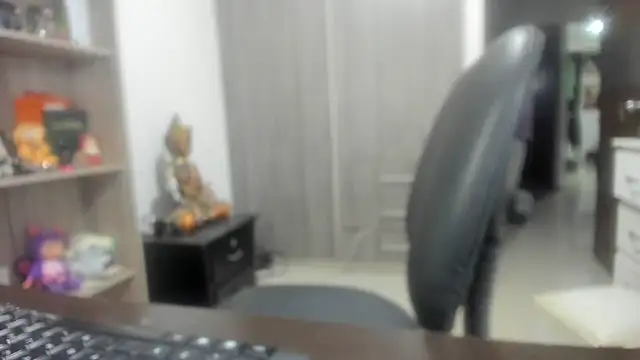 Biggcock4foryou webcam