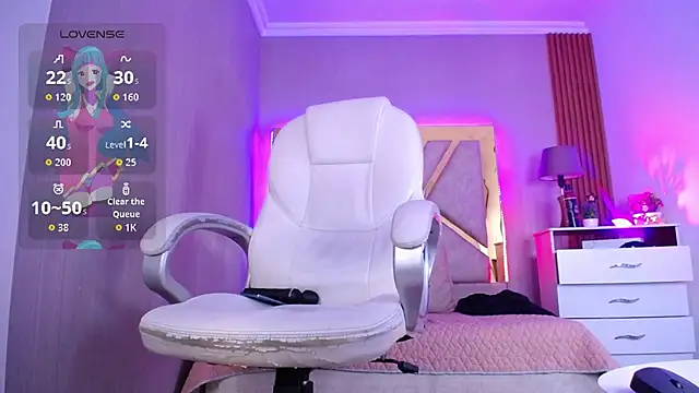 Modèle: Tiffany_Valentiine