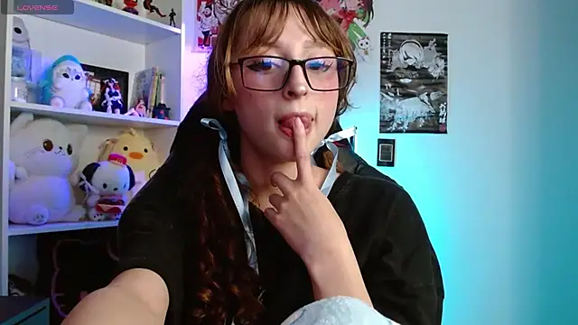 CelesteAyase webcam