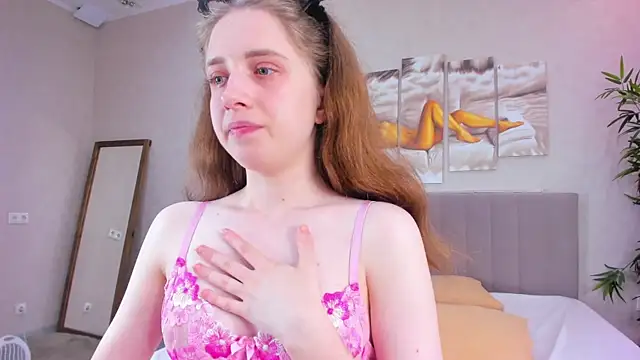 Camilla_Kelly webcam