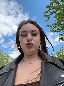 KiraSunshine webcam