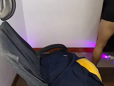 Hot_Muscle69 webcam