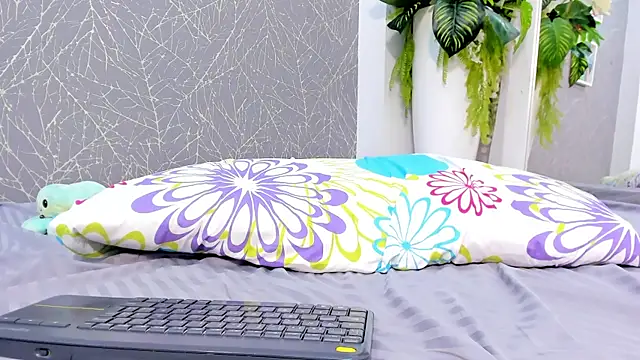 ViictoriiaSaenz webcam