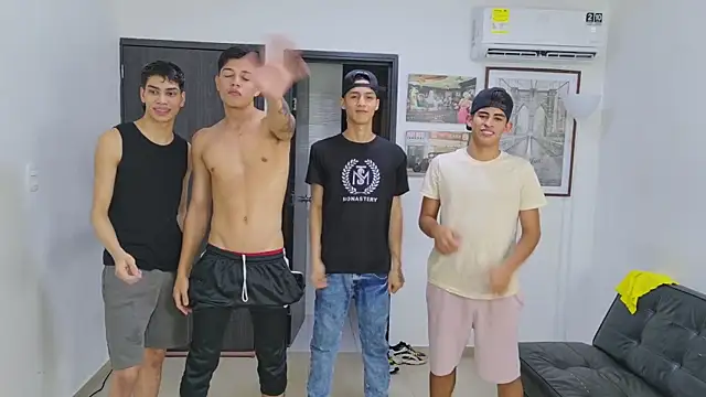 Voyeurism_guyss