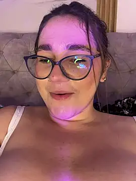 mia_khalaf webcam
