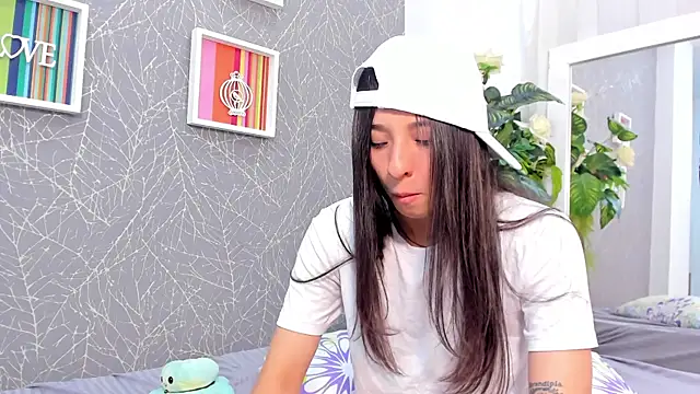 ViictoriiaSaenz webcam