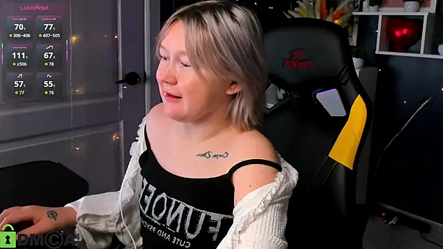 Sara_Robinson webcam