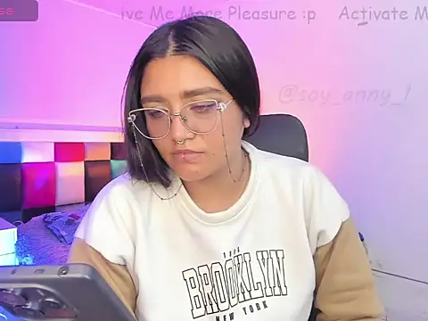 Aanny_777 webcam