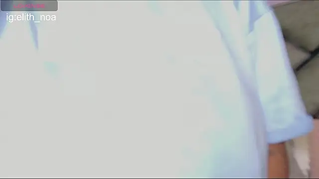 Elith_noa webcam