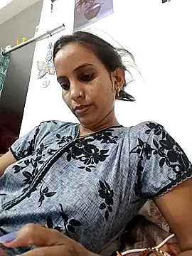 Sexy-Kajal2 webcam