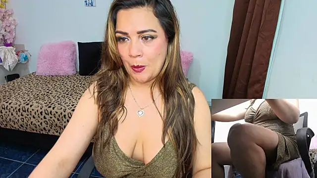 Paulina-Becerraa webcam
