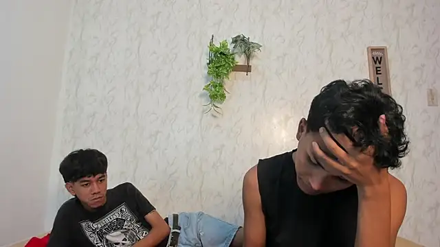 boys_yourparty webcam