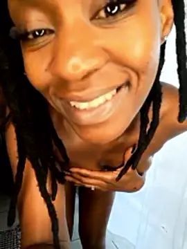 chocolatehotwife webcam