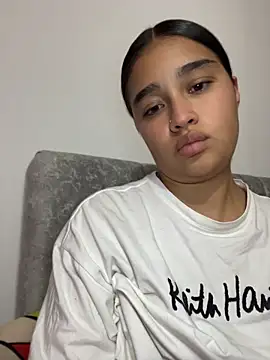 I_Samanthaa webcam