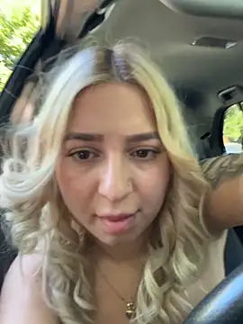 AmandaSnack webcam