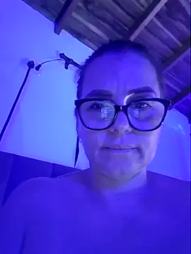MariaPau_83 webcam