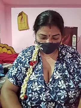 tamil_lathikaaa webcam
