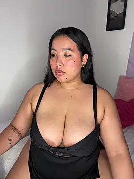 Hinata_99 webcam