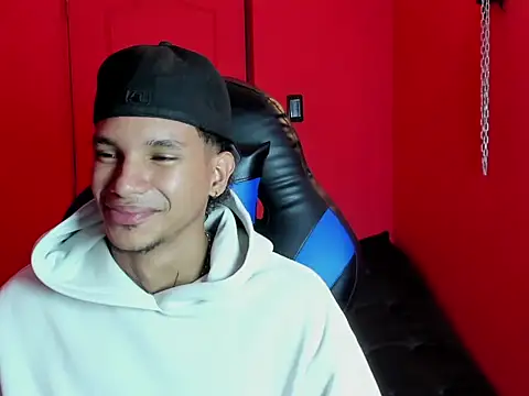 kai_storm77 webcam