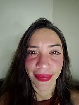 loveuu-bae webcam