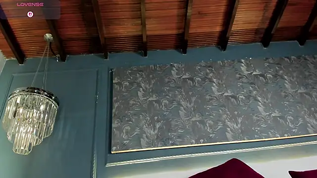 MiaKay1 webcam