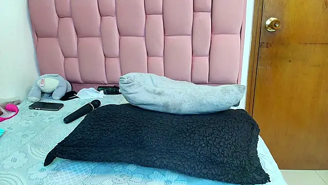 victoria_aphril webcam