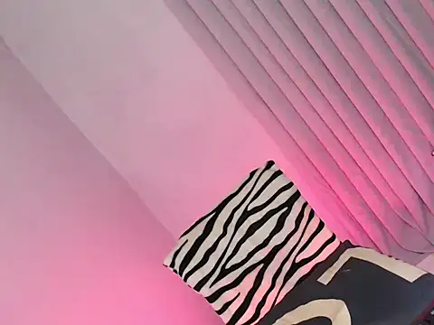 Olivia_Jordan webcam