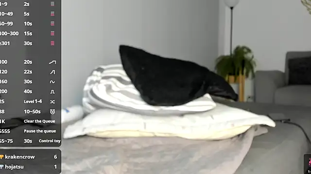 TanishaEvans webcam