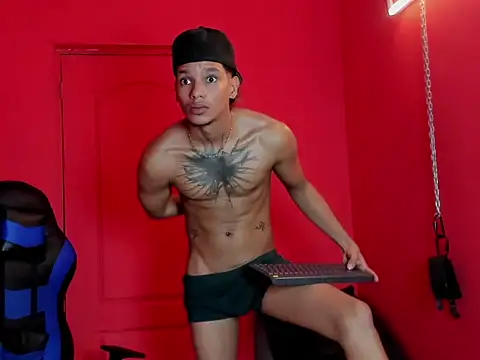 kai_storm77 webcam