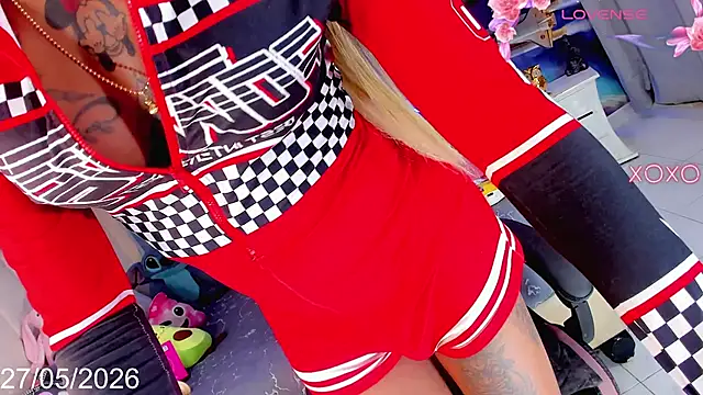 Nella_Dolls webcam