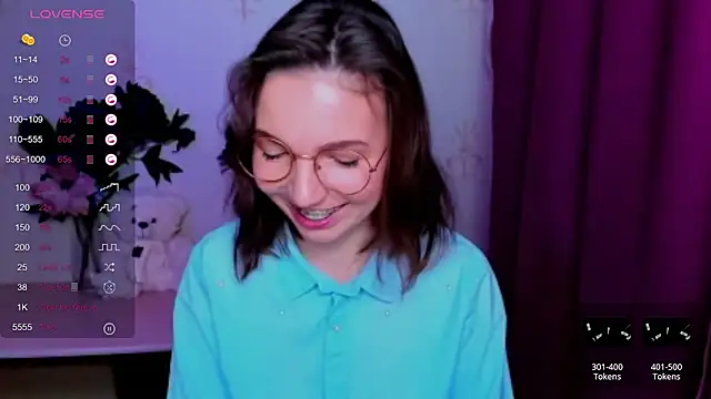 KindHazelHere_ webcam
