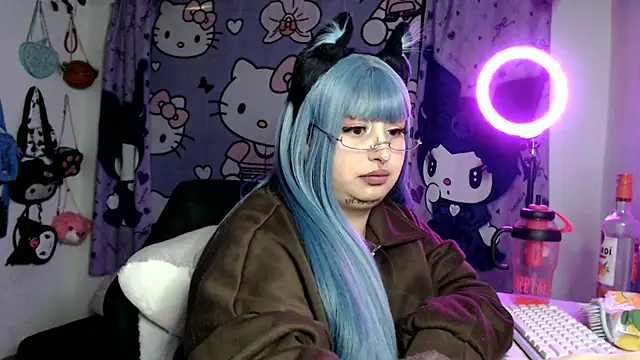 lussyevans24 webcam