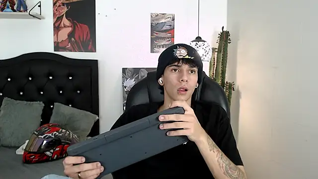 AmethystShadow17 webcam
