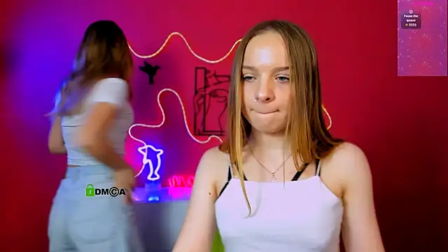 lina_moone webcam