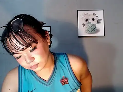 asianblk_barbiedoll - Asianblk_barbiedoll's free webcam - UK Sex Cams