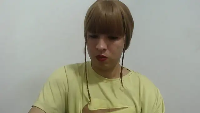 estefania224 webcam