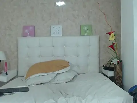 Alejandra_and_James_ webcam