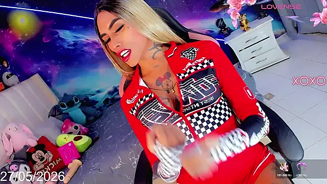 Nella_Dolls webcam