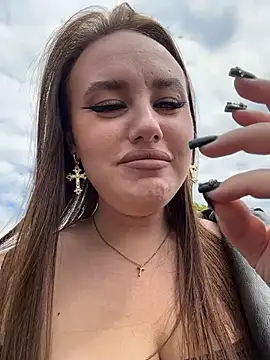 KiraSunshine webcam