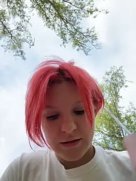 NinaParri webcam