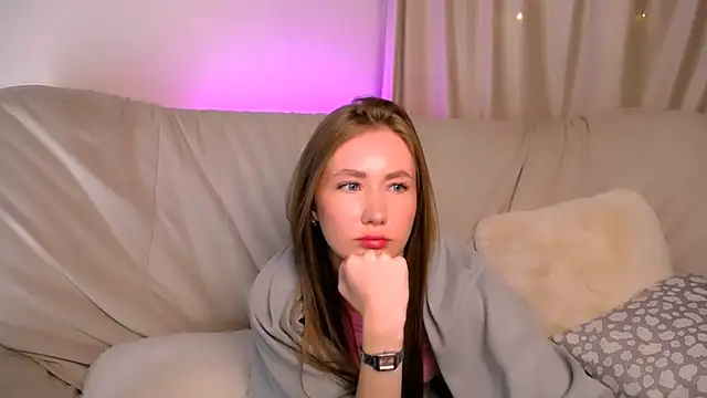 EllyColins webcam