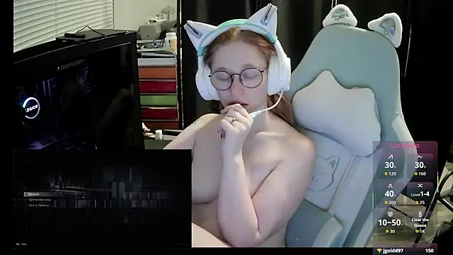 LilyFoxxx