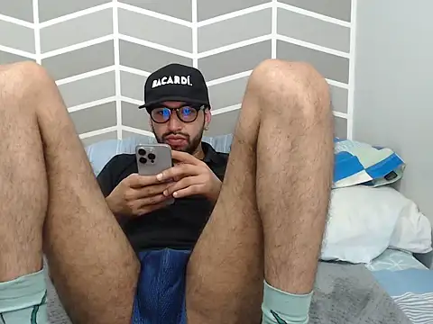 thomass1018 webcam