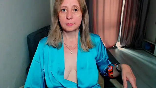 Saule_V live sex cam