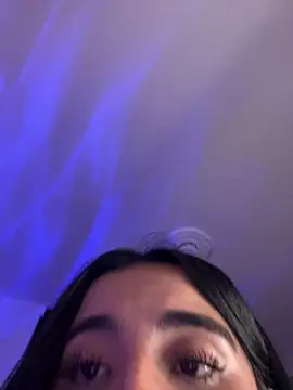 Emily-14 webcam