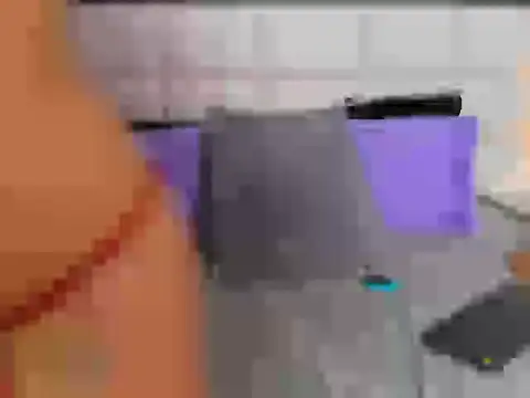 RED_VIOLETH webcam