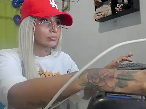 skinny_tyffany webcam