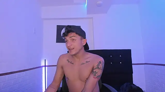 BabyTiago webcam